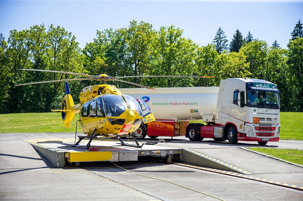 Un helicóptero vuela por primera vez con biocombustible